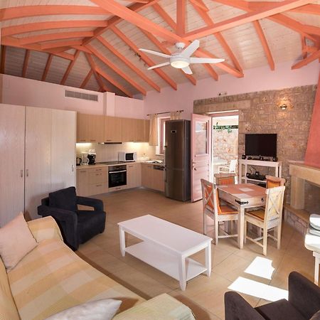 Athena'S Cottage สตูปา ภายนอก รูปภาพ